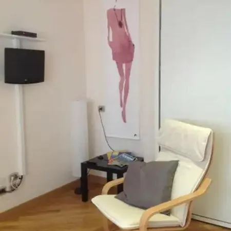 White House Apartment *